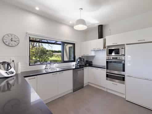 668 Pyes Pa Road, Pyes Pa