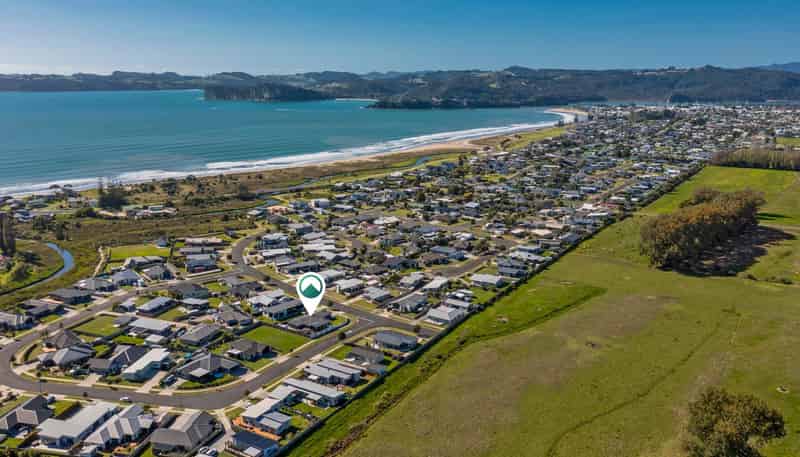 325 Cook Drive, Whitianga