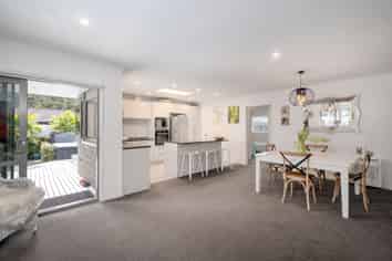 325 Cook Drive, Whitianga