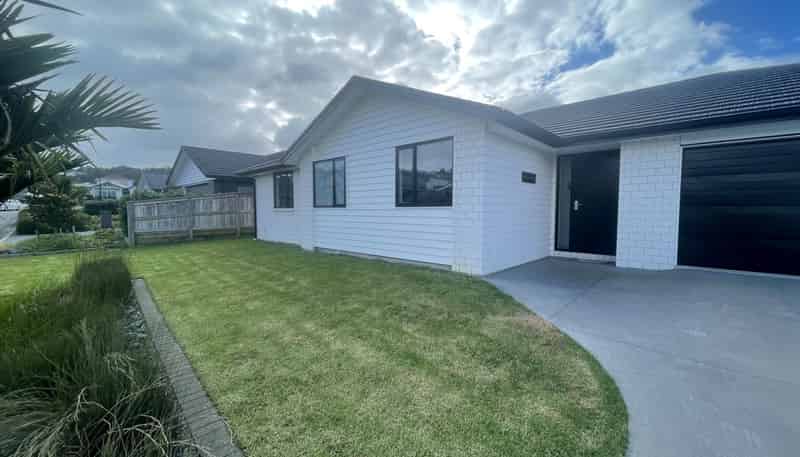 10 Trevally Place, Snells Beach