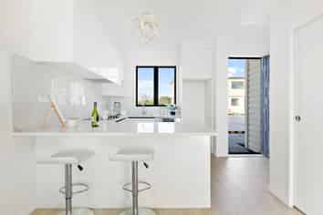 6/101 Botany Road, Botany Downs