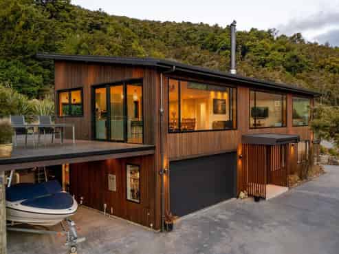 24 Glacial Terrace, St Arnaud