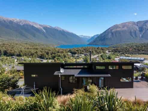 24 Glacial Terrace, St Arnaud