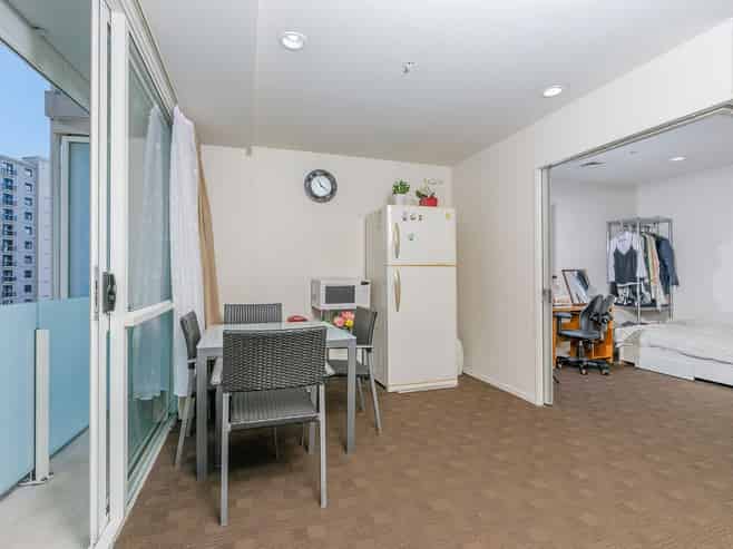1007/10 Waterloo Quadrant, Auckland Central