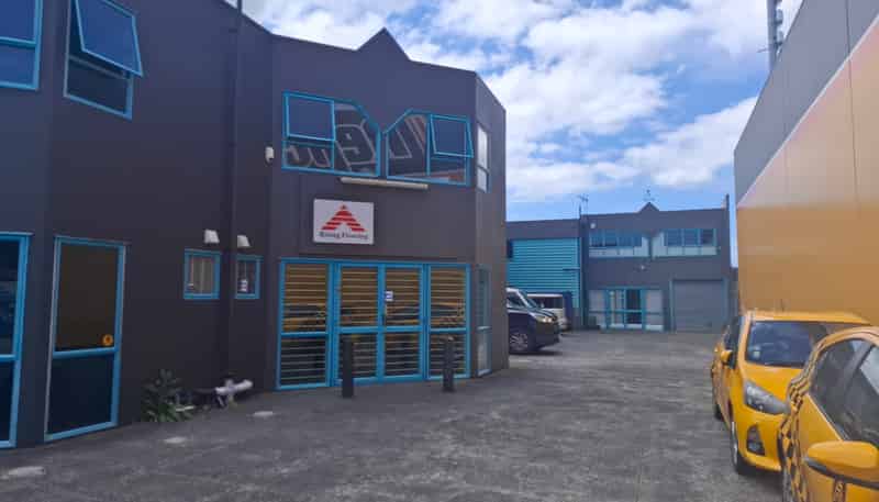 3/4087 Great North Road, Kelston