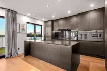 214 Vaughans Road, Long Bay