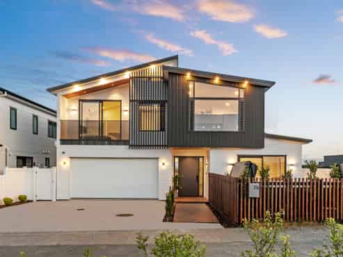 214 Vaughans Road, Long Bay