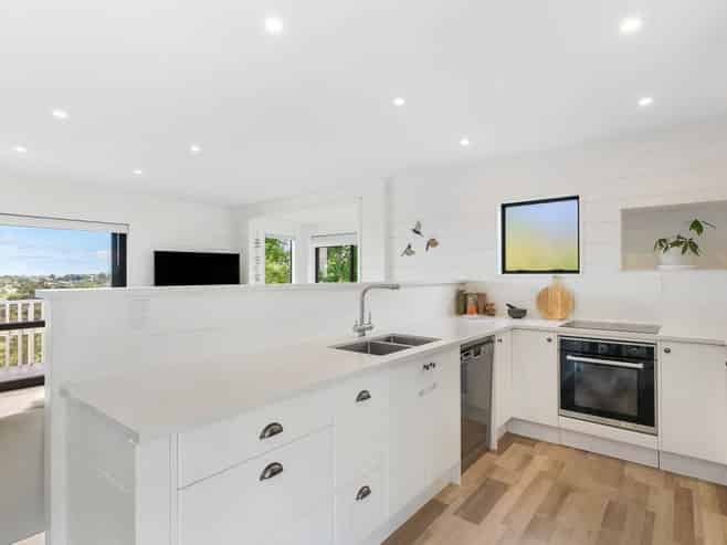 248 Glenvar Road, Torbay