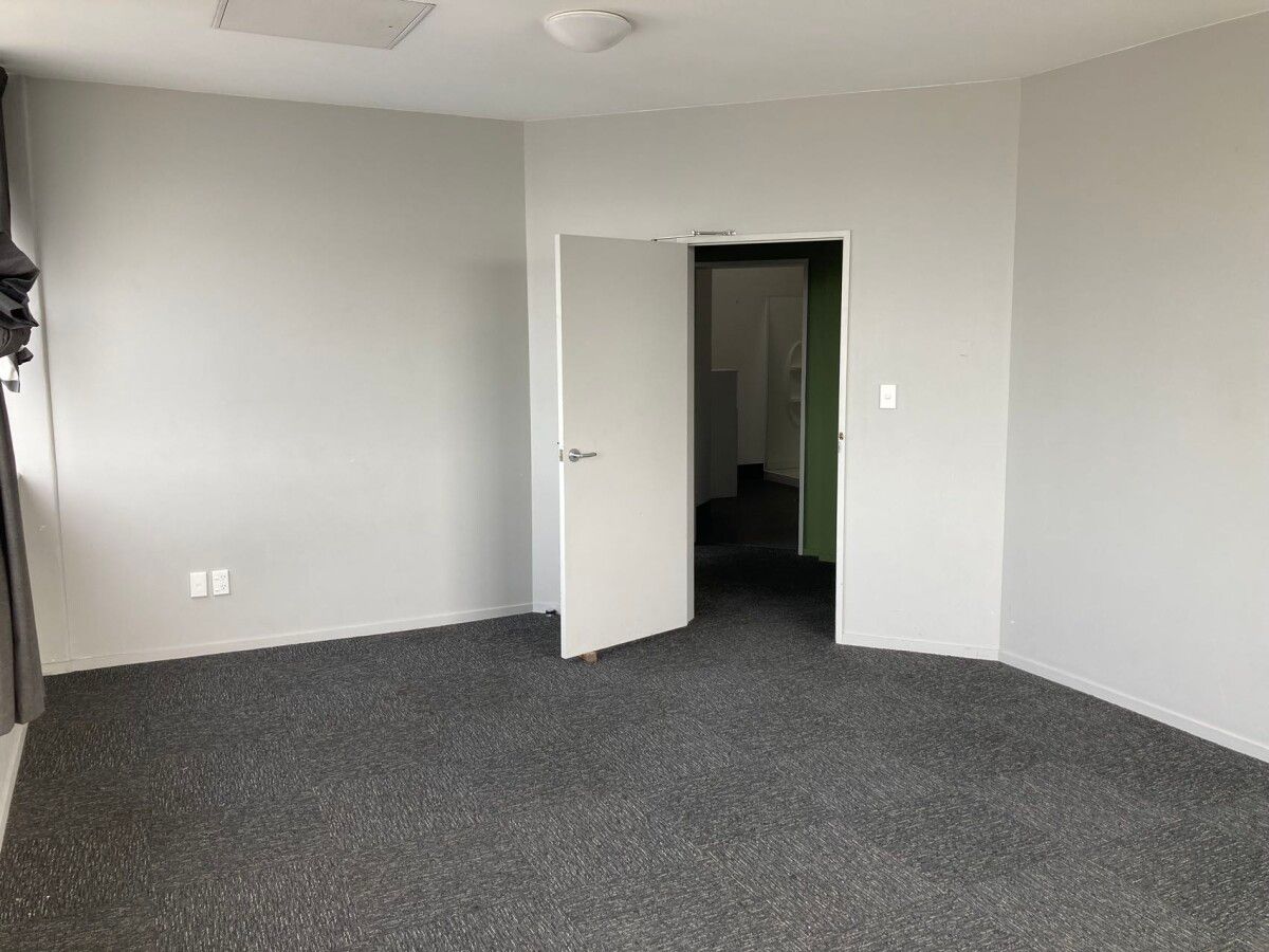 Cost effective commercial space – pohled 5
