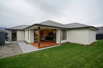 151 high Street, Leeston