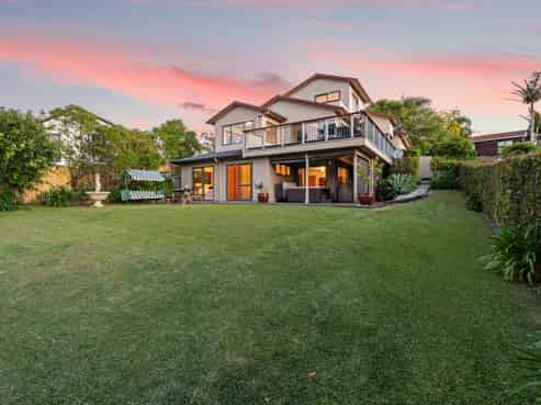 19 D'Urville Place, Gulf Harbour