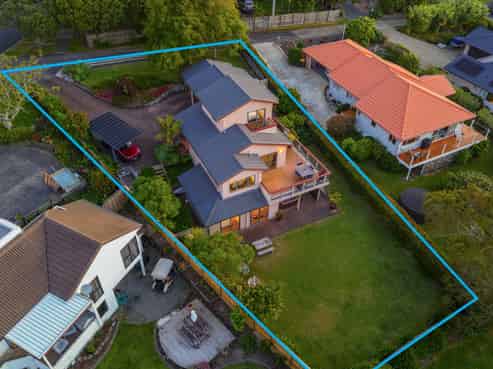 19 D'Urville Place, Gulf Harbour