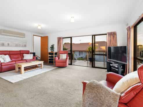 19 D'Urville Place, Gulf Harbour