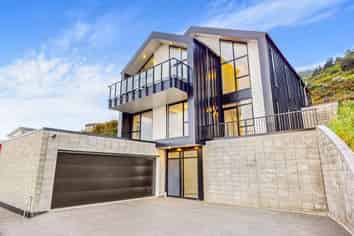 79 Kotare Street, Waikanae