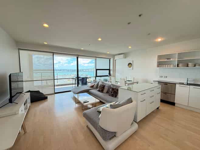 18 Beach Road, Auckland Central