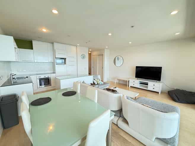 18 Beach Road, Auckland Central