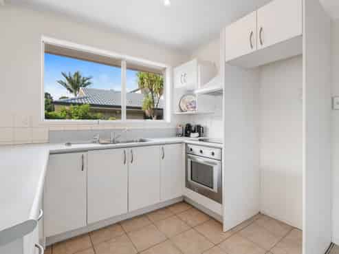 2/9 Motuora Road, Manly