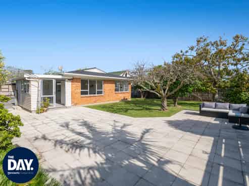 2/9 Motuora Road, Manly