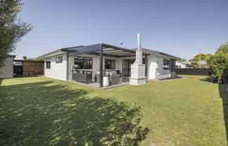 61 Kane Road, Papamoa