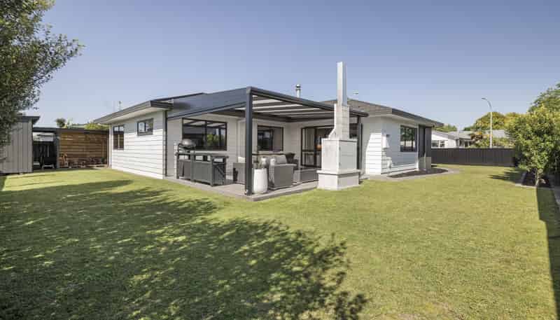 61 Kane Road, Papamoa