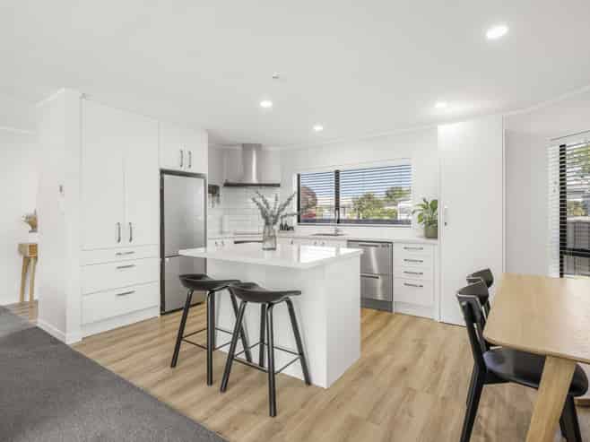 61 Kane Road, Papamoa