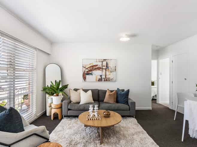 2/201 Mt Smart Road, Onehunga