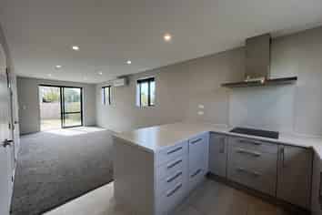 411D Armagh Street, Linwood