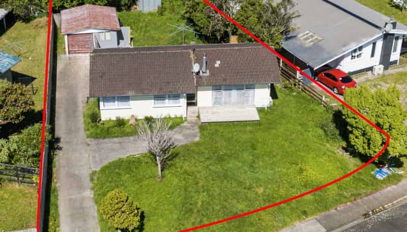 16 Cargill Street, Papakura