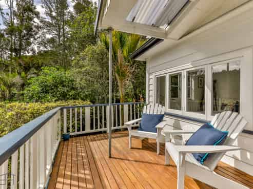 4 Aydon Road, Titirangi