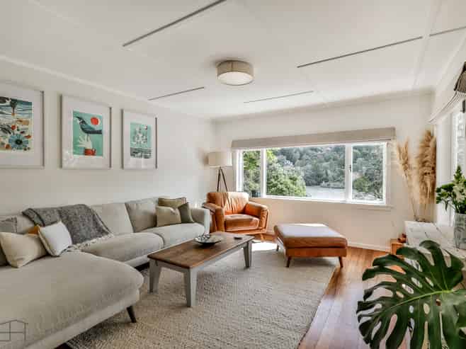 4 Aydon Road, Titirangi