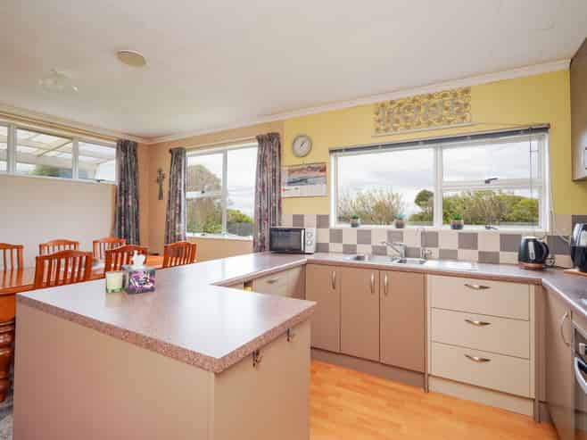 32 James Street, RIVERTON