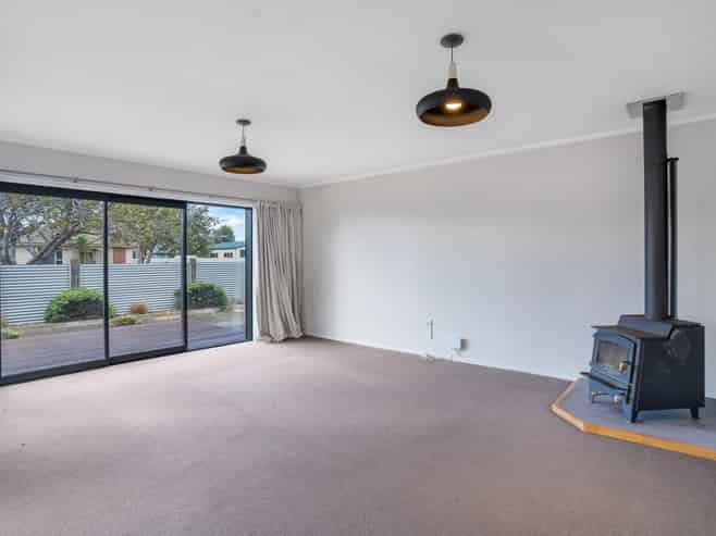 19 Queen Street, Winton