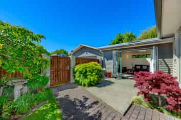 90A Fisher Avenue, Beckenham