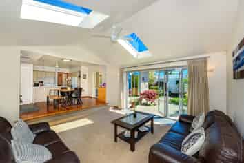 90A Fisher Avenue, Beckenham