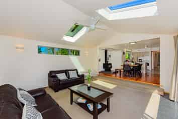 90A Fisher Avenue, Beckenham