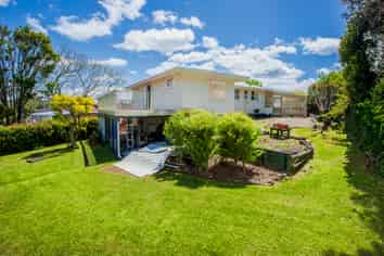 38 Blakeborough Drive, Forrest Hill