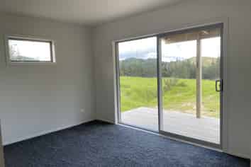 30 Hill Street, Hikurangi