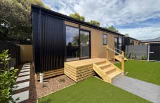 336 Ferry Road, Waltham