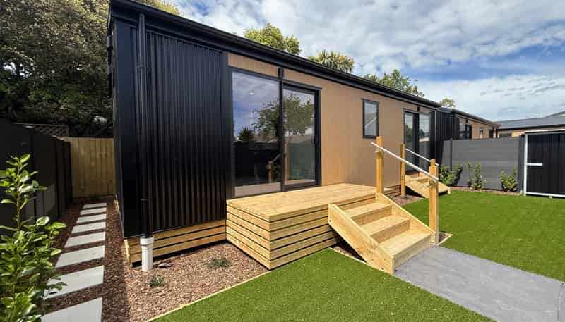 336 Ferry Road, Waltham