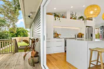 51 Commissariat Road, Mount Wellington