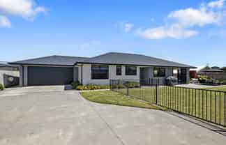 16 Desmond Place, Bell Block