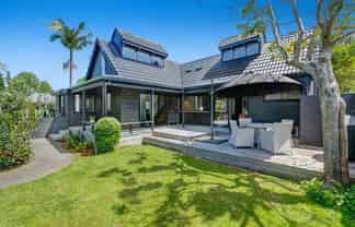 19 Onepu Lane, Manly