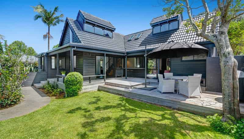 19 Onepu Lane, Manly