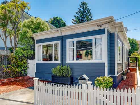 8 Henry Street, Kilbirnie