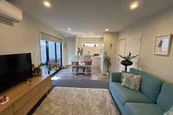 2/8  Hendon Street, Edgeware