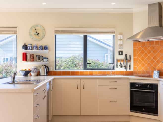 7 Avion Terrace, Raumati Beach