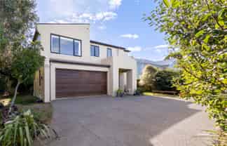 7 Avion Terrace, Raumati Beach