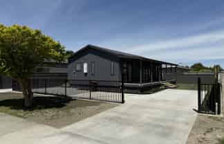 1/805 Dufferin Street, Akina