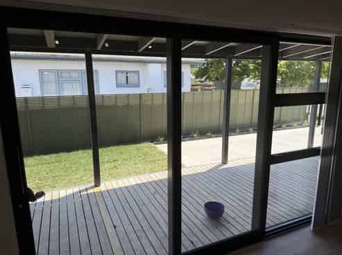 1/805 Dufferin Street, Akina