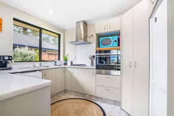 6 Archer Court, Hamilton East